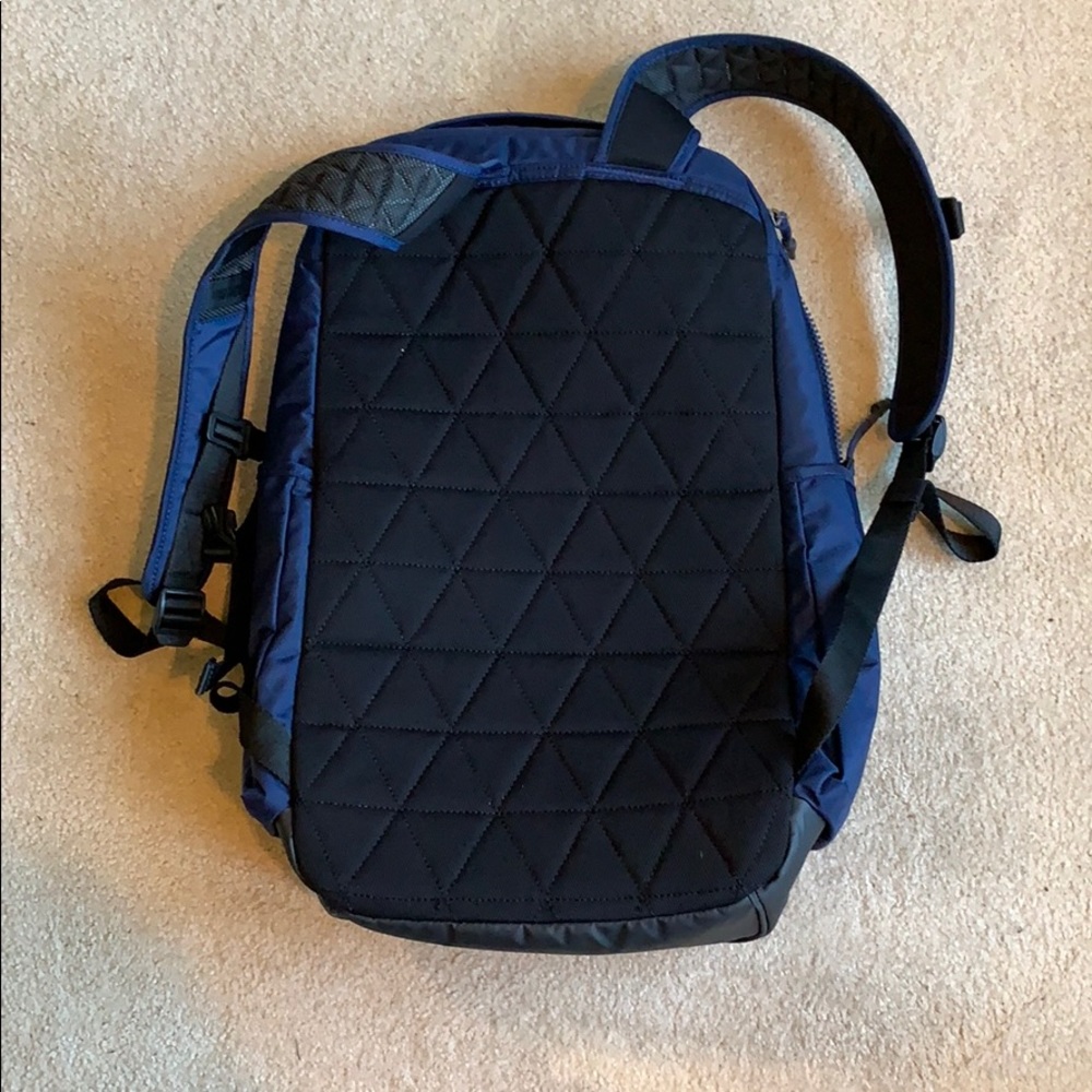 Nike Backpack - Picture 2 of 4